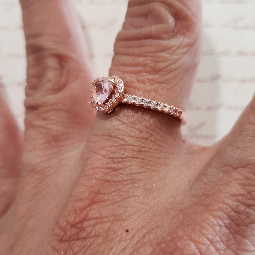 𝅺rose gold ring - Picture 6 of 8